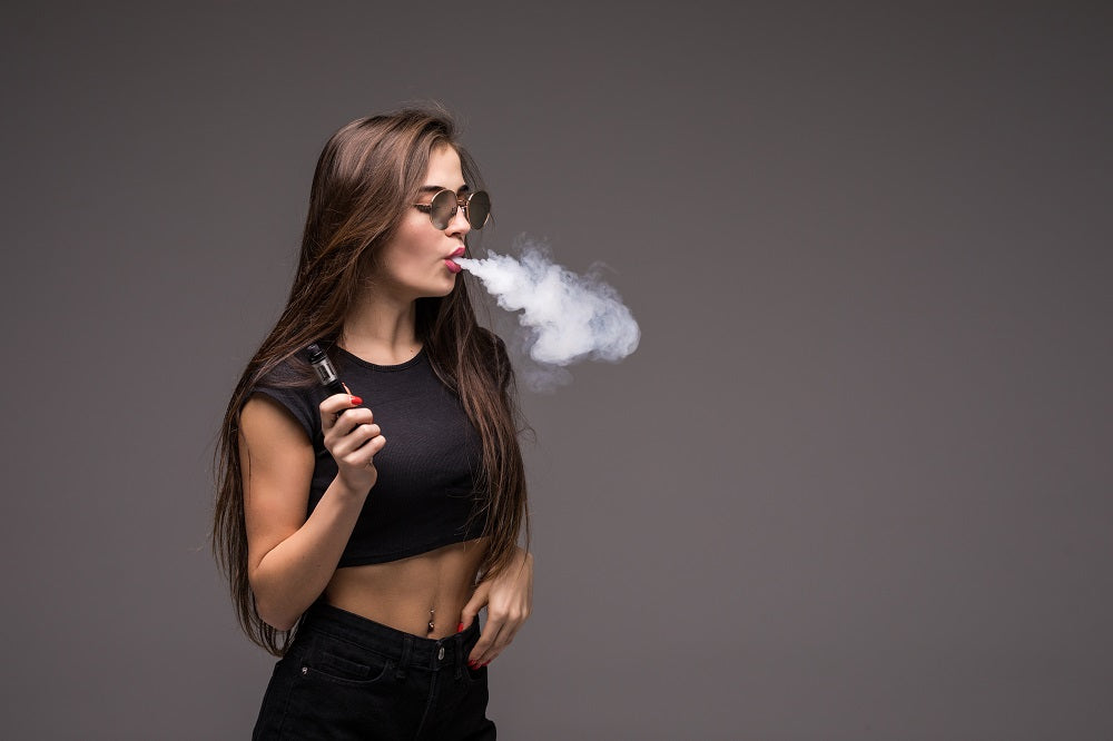 Does Smoking Cause Hair Loss? Effects of Smoking on Hair Health - Ningen Does Smoking Cause Hair Loss? Effects of Smoking on Hair Health - Ningen